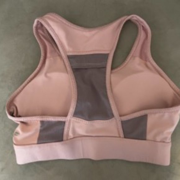 Fabletics On the Go Medium Impact Sports Bra - Picture 5 of 7